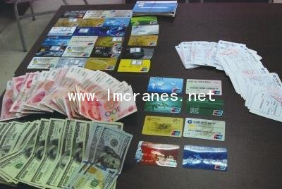 平衡吊,<a href='http://www.lmcranes.net/plus/list.php?tid=18' target='_blank'><u>悬臂吊</u></a>,<a href='http://www.lmcranes.net/a/3/3-1/2015/0618/488.html' target='_blank'><u>旋臂吊</u></a>,<a href='http://www.lmcranes.net/plus/list.php?tid=19' target='_blank'><u>KBK悬挂起重机</u></a>,靖江<a href='http://www.lmcranes.net' target='_blank'><u>龙马起重</u></a>